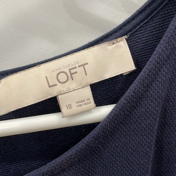 LOFT Dress - Picture 3 of 4